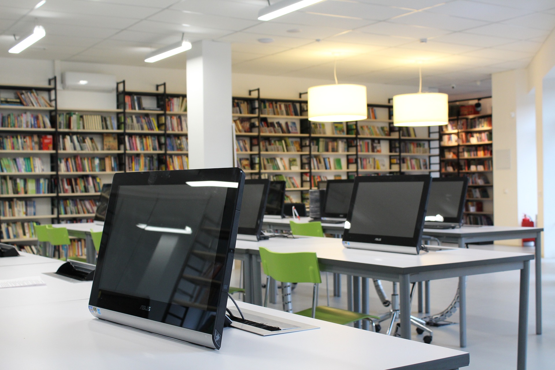 How Community Anchor Institutions Can Help Close the Digital Divide - GeoLinks